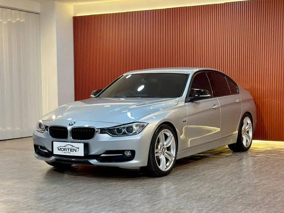 [Super Low Km 68 rb] BMW 320i 2.0 Sport (F30) 2015