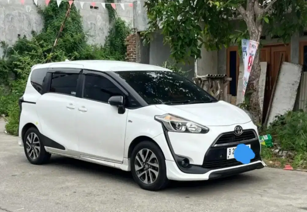 Sienta V Manual 2017 Putih