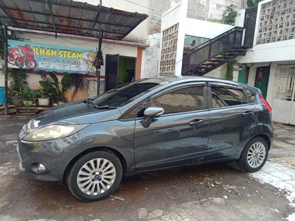 Ford Fiesta 2011 Bensin
