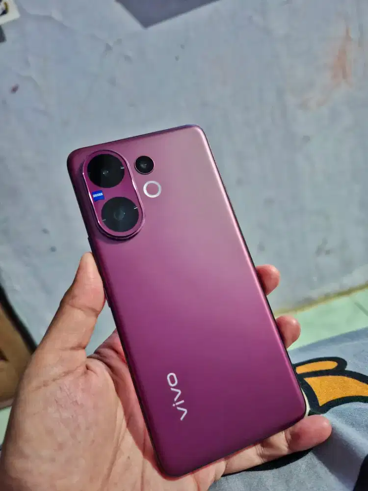 Vivo v60 5G...Ram 12/256 warna ungu