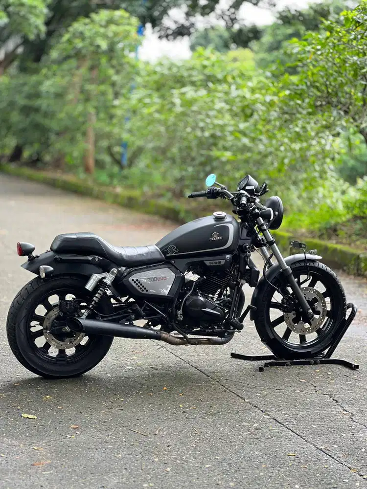 LOOK VINTAGE! BENELLI MOTOBI 200 EVO 2023 HITAM KM LOW TAX ON SUPERB