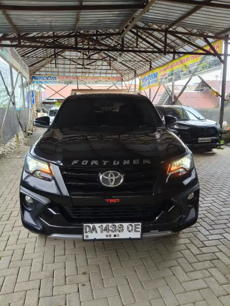 Toyota Fortuner SRZ TRD Sportivo 2018 Bensin