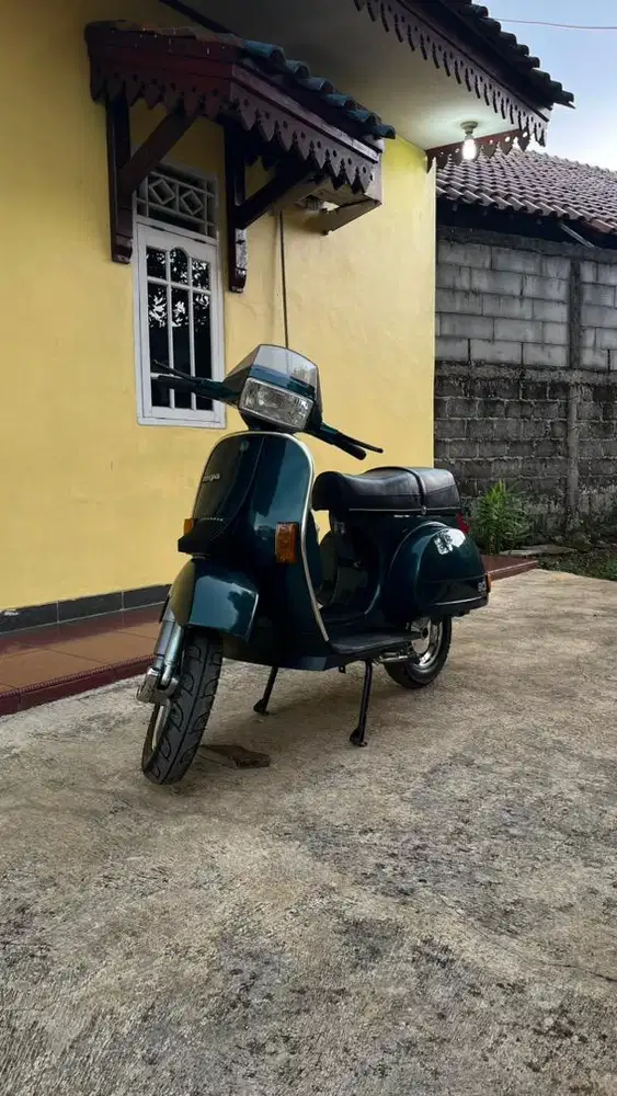 Vespa Excel 150