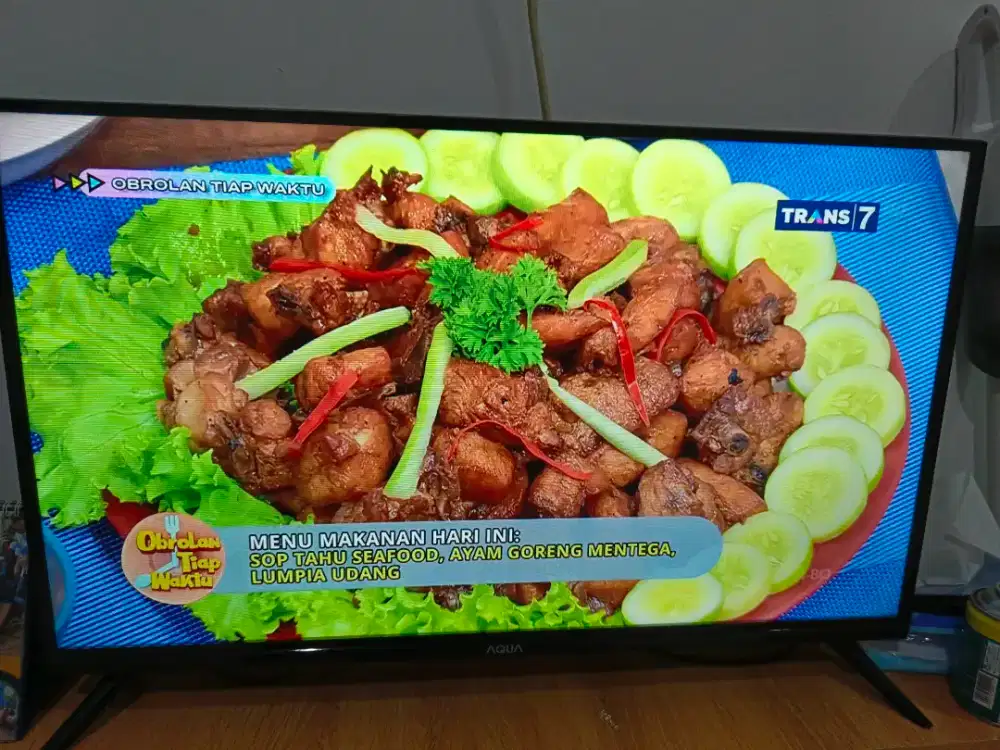 Aqua AQT32K701A 32 Inch HD, Digital Android Smart TV