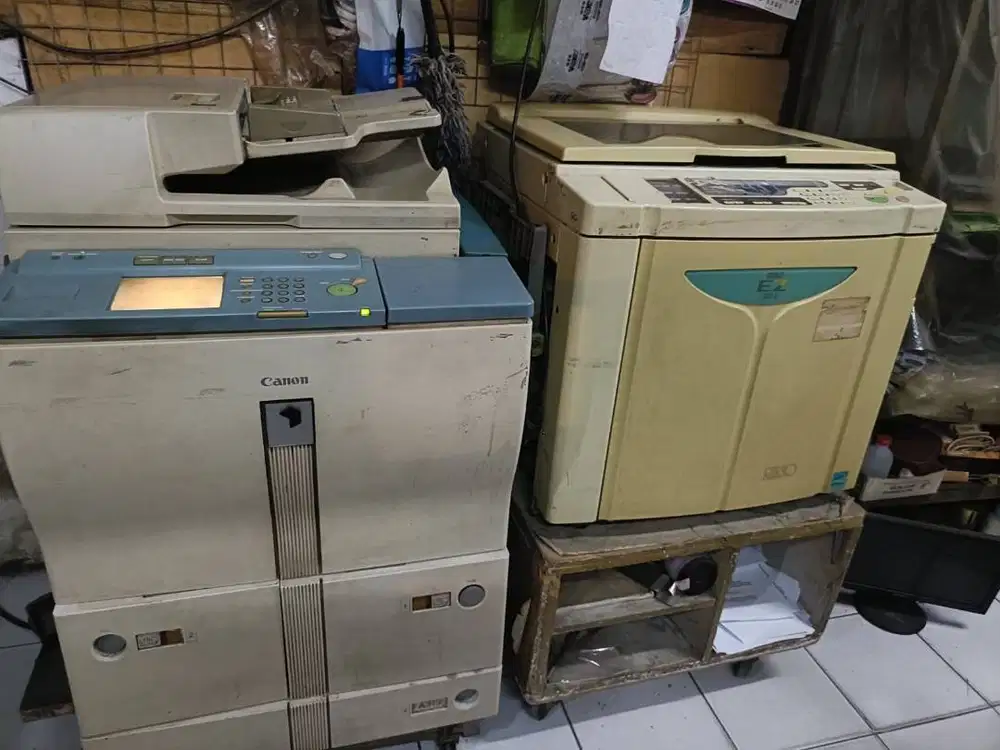 Peralatan untuk usaha fotokopi