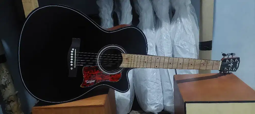 Gitar akustik tanambesi new black