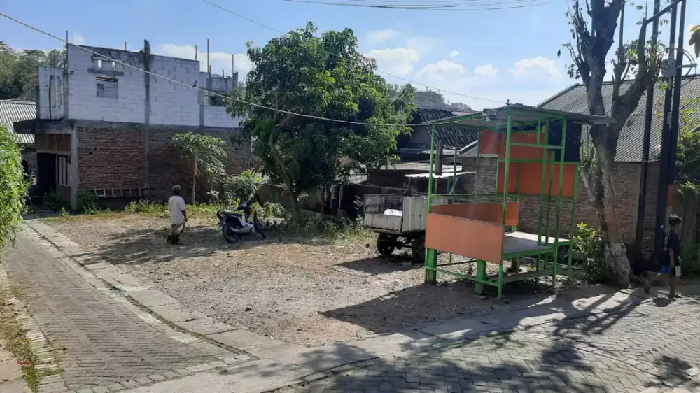 Dijual tanah strategis untuk calon kost