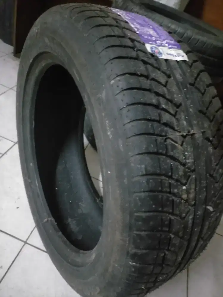 Jual ban mobil R19