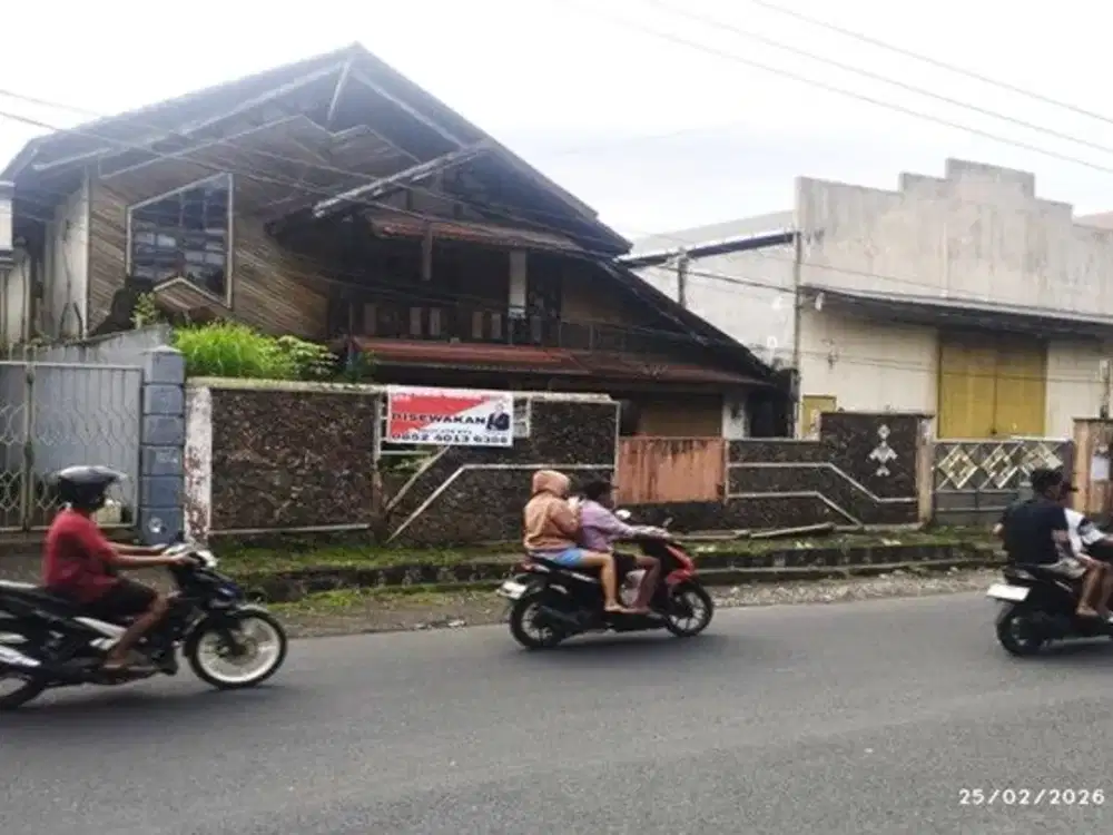 DISEWAKAN RUMAH TUMINTING