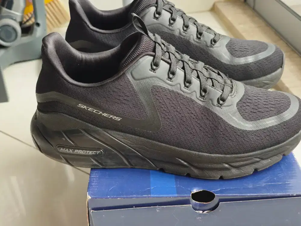 Sepatu Skechers Max Protec Sport Black size 45
