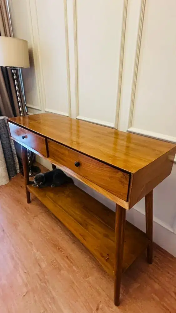 Meja console kayu