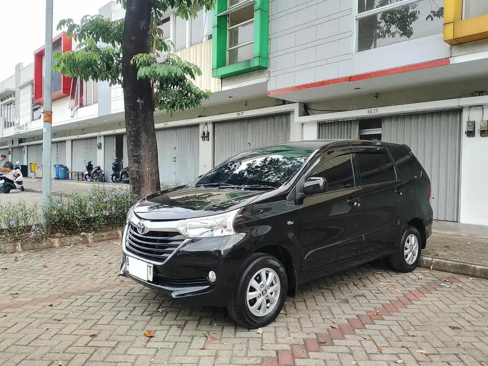 TOYOTA AVANZA G AT 2018 KM LOW ANTIK