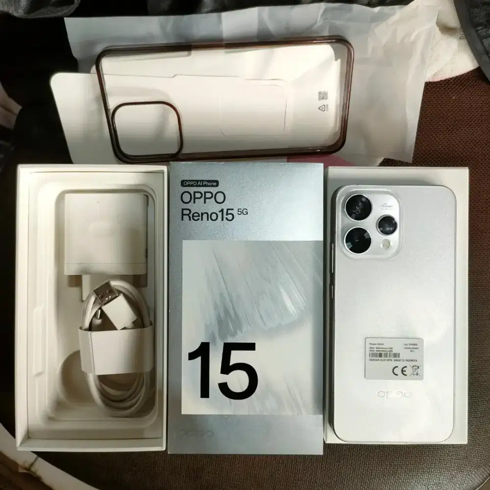Oppo Reno15 5G ram 12)256gb