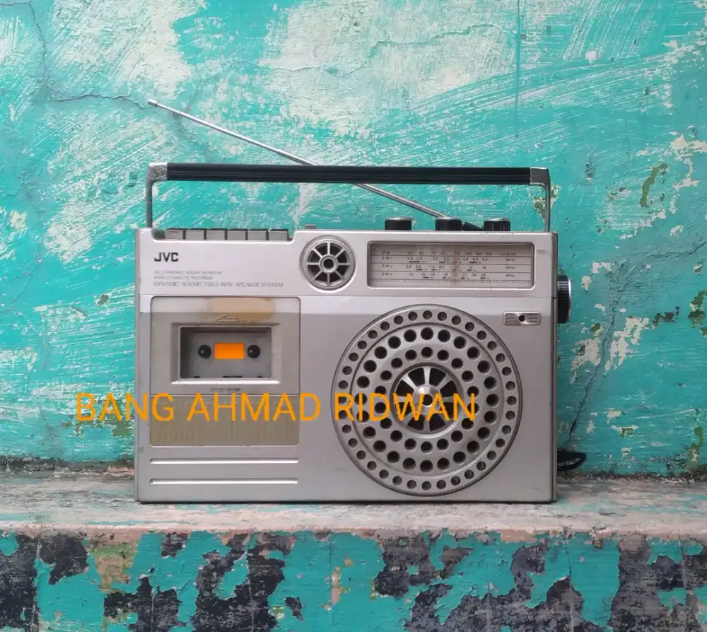 JVC tape kaset pita radio MW AM SW antik jadul kuno tua klasik