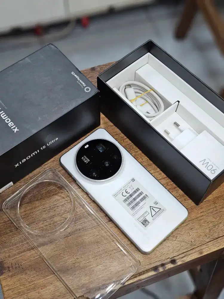 Xiaomi Mi 15 Ultra 16 / 512Gb Resmi Garansi Aktif