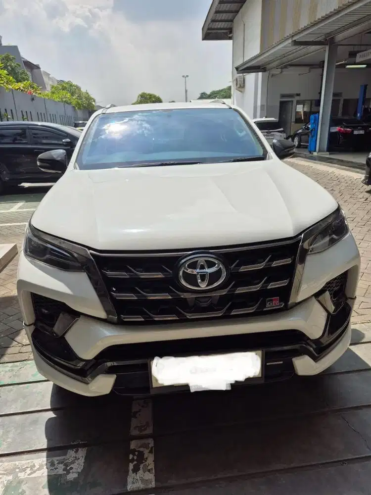 Toyota fortuner tahun 2023