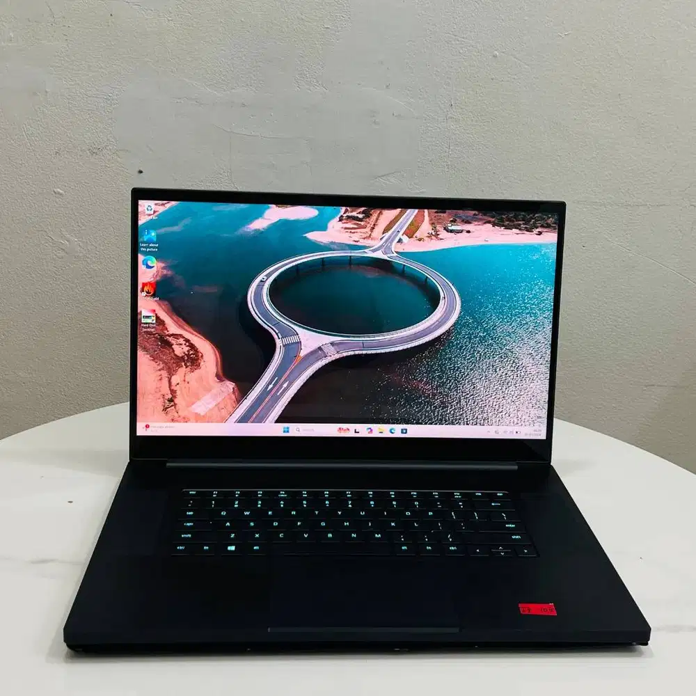 Laptop RAZER BLADE PRO 17 2021 Core i7 Gen10 Ram 16gb N-EC