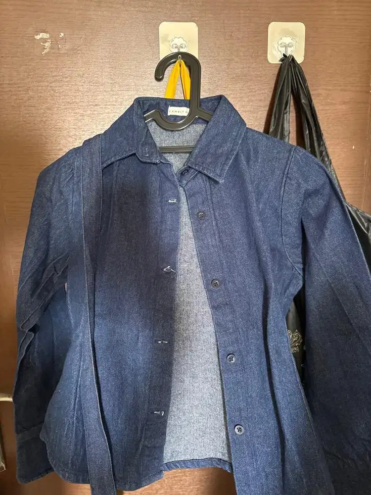Kemeja denim cambly wear