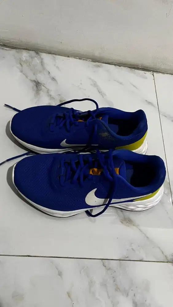 Dijual sepatu running Nike original