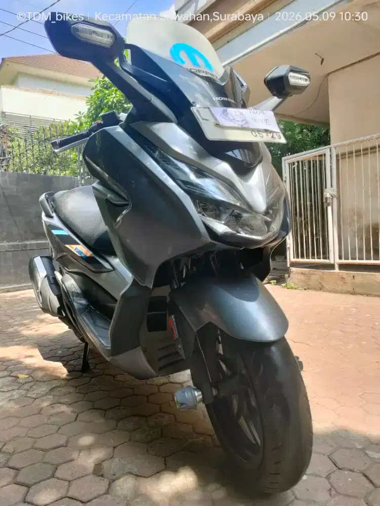 Honda Forza 250 Sword Silver Metallic 2019