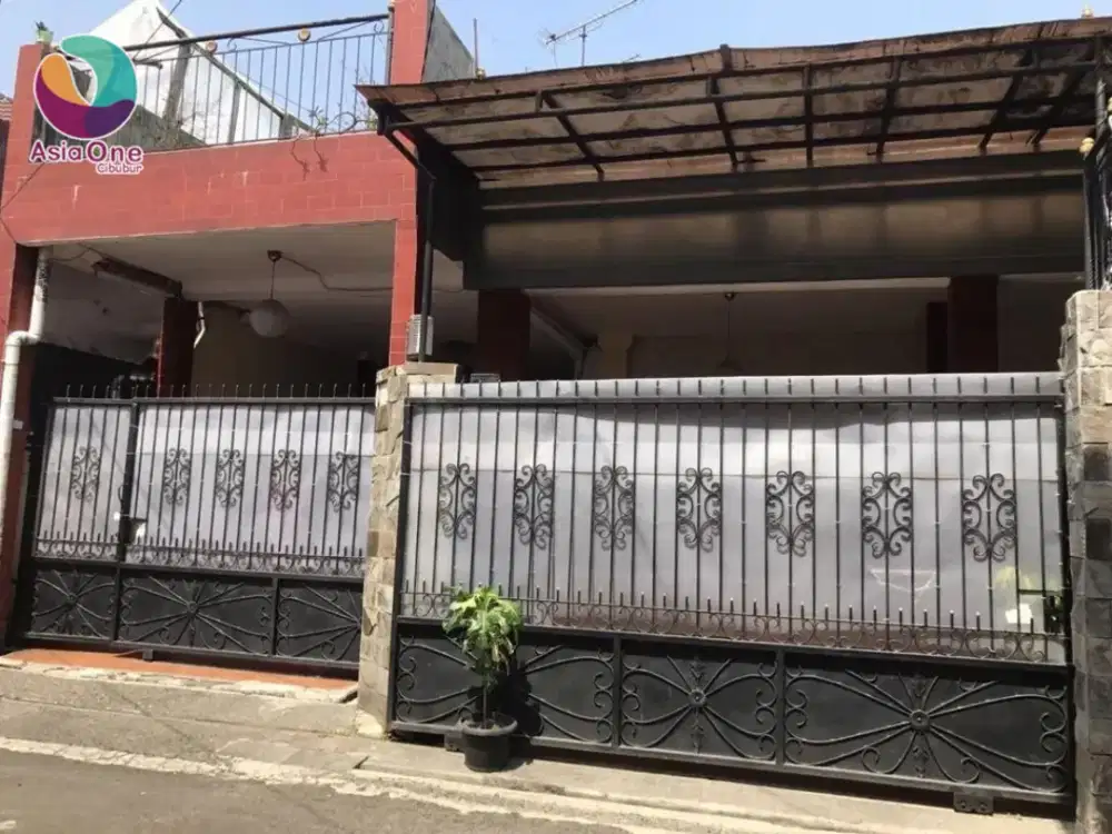 Dijual Cepat Rumah 2 Lantai Siap Huni di Batu Ampar Condet