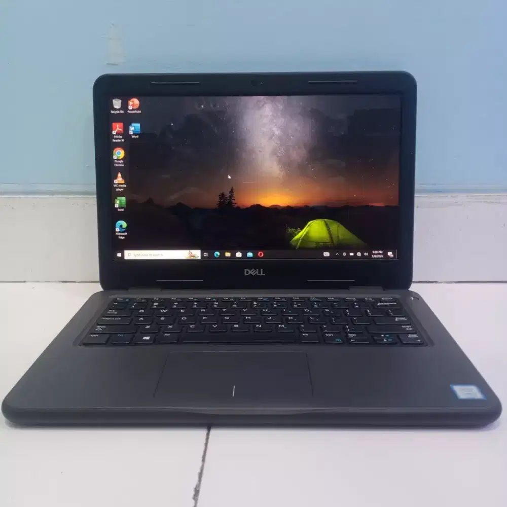 Dell latitude 3300