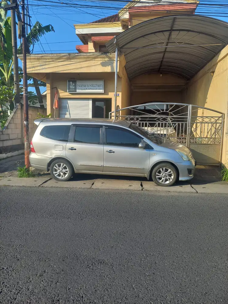 Nissan Grand livina 2013 Bensin