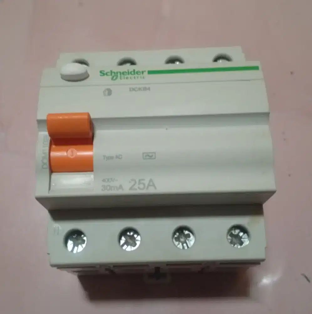 Jual Elcb merk scneider 4phase 25a