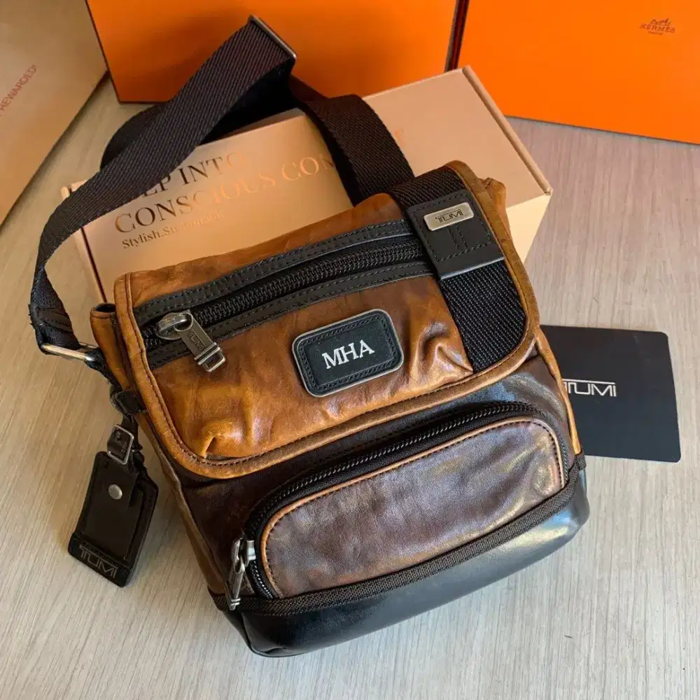 Tumi Alpha Bravo Barstow crossbody kulit sling bag tas original second