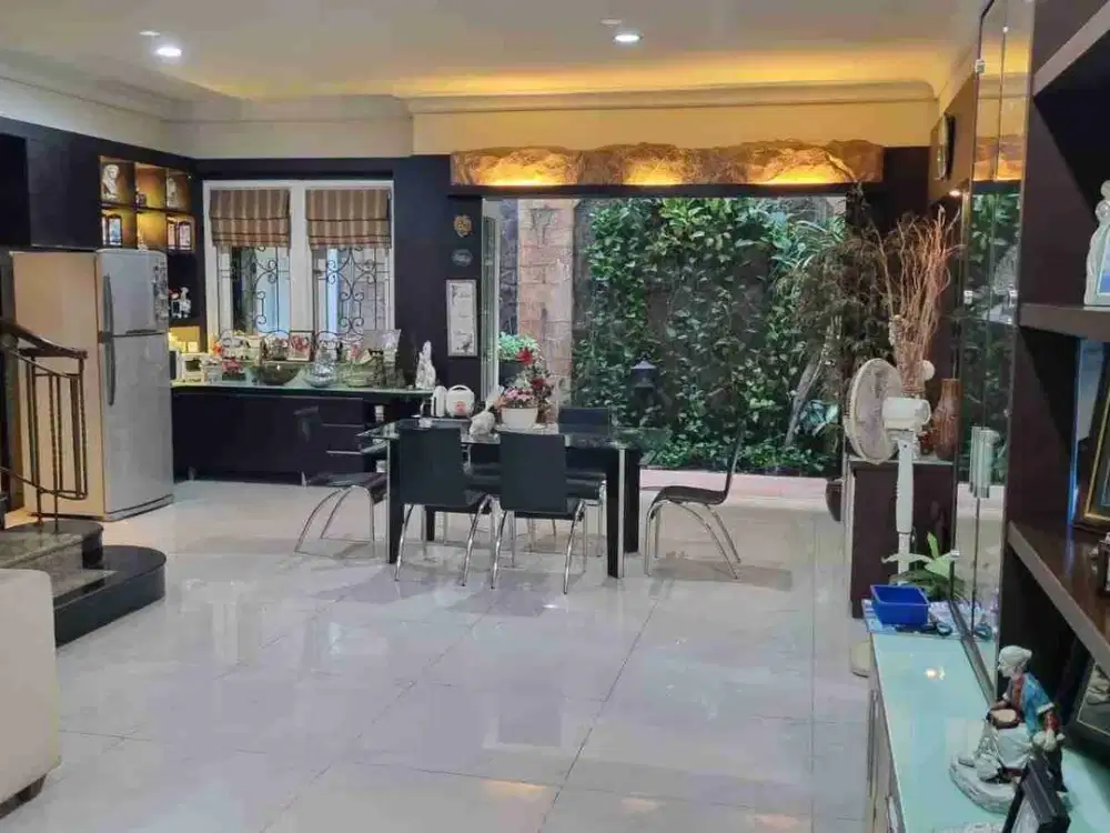 Rumah Murah Dijual di Regency 21 Sukolilo Surabaya Siap Huni