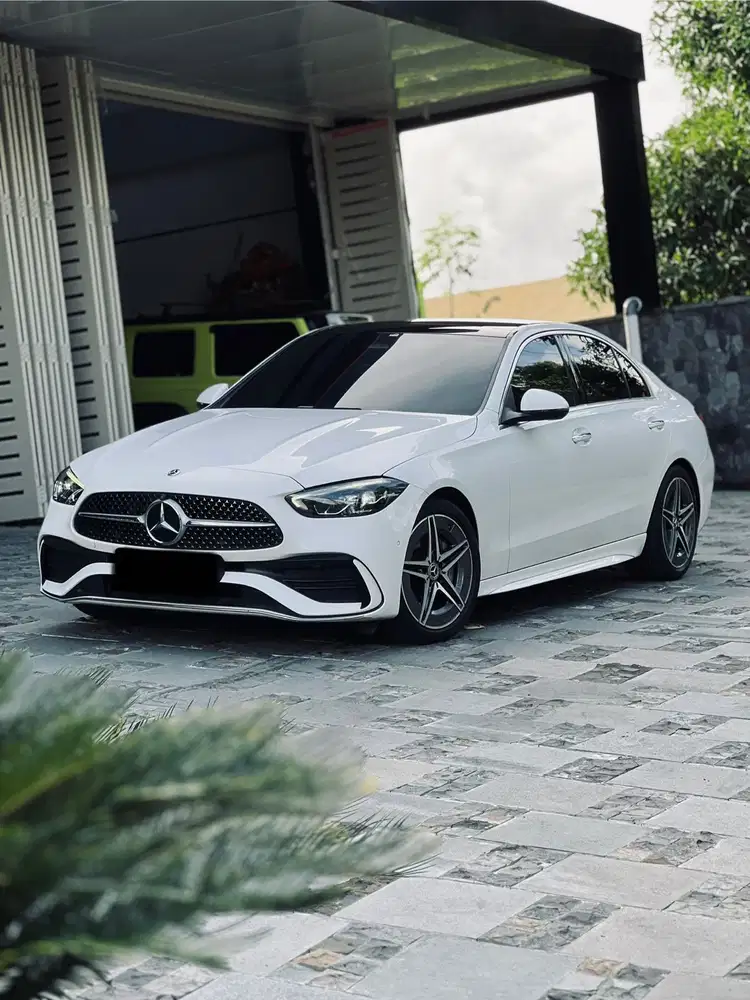 Mercedes-Benz C300 AMG 2023