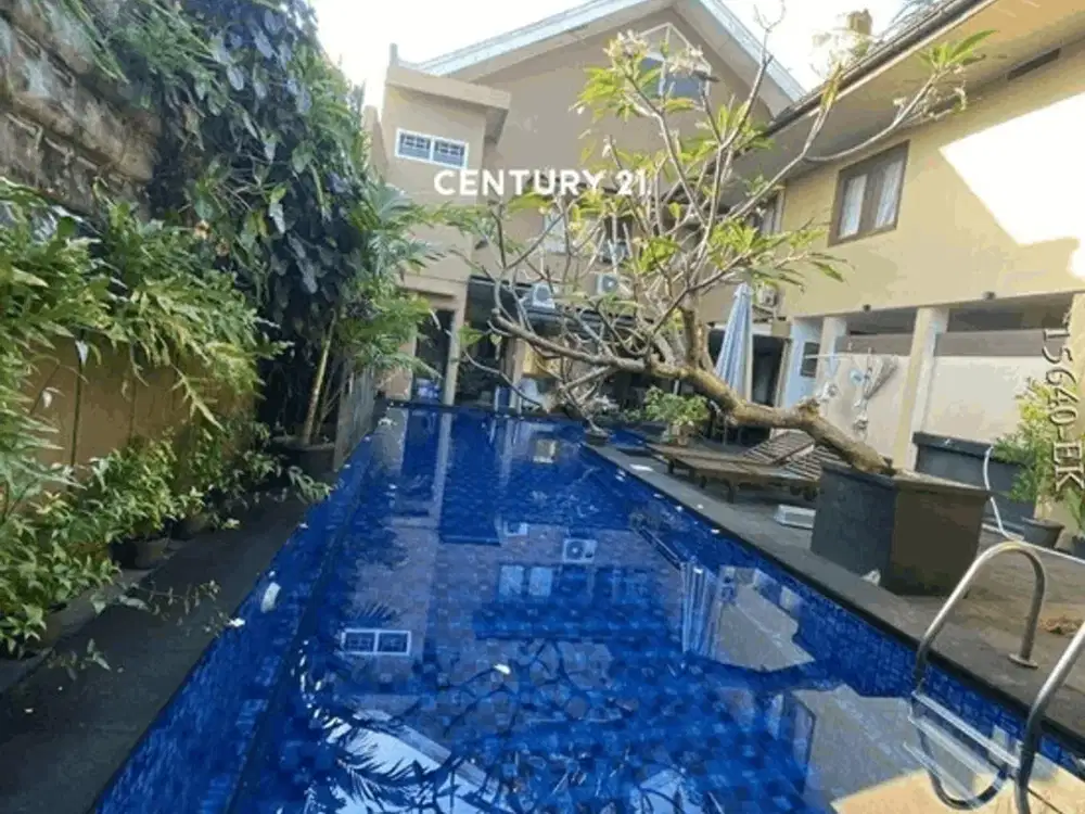 Dijual Rumah Hommy ada swimming pool di Bintaro Sektor 3, dekat sekolah Al Azhar Bintaro, Sekolah Pembangunan Jaya, RS Mitra Keluarga Bintaro , Mall B