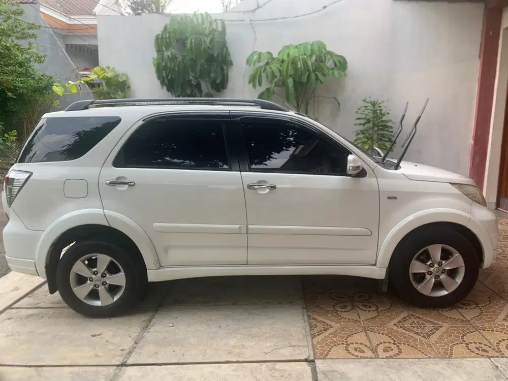 Toyota Rush 2015 Bensin