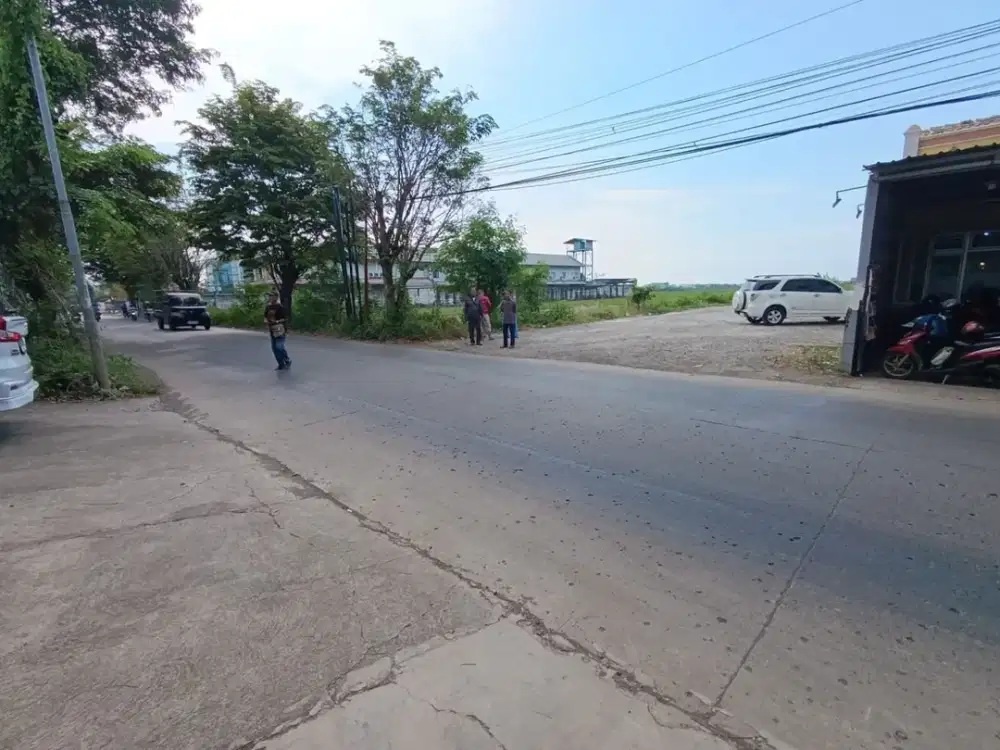 TANAH JALAN RAYA PEKALONGAN
