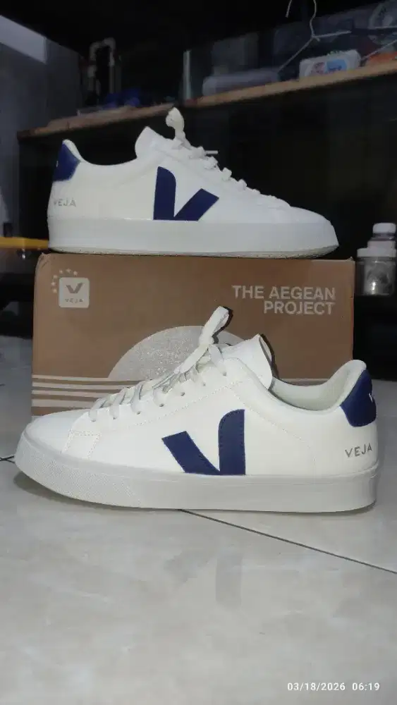 VEJA Campo Leather