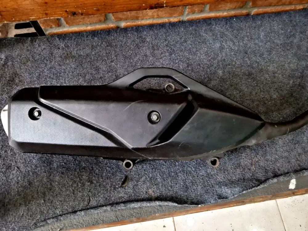 Kenalpot standar Vario 160 cbs