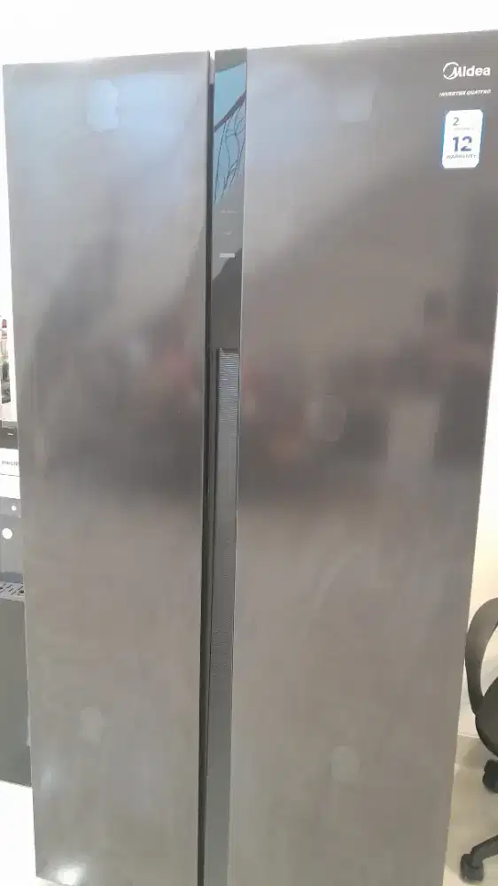 Kulkas midea 2 pintu