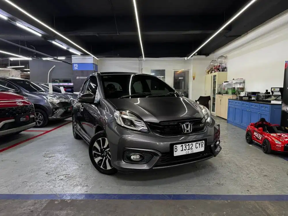 Honda Brio RS AT 2018 Grey on Black 2019