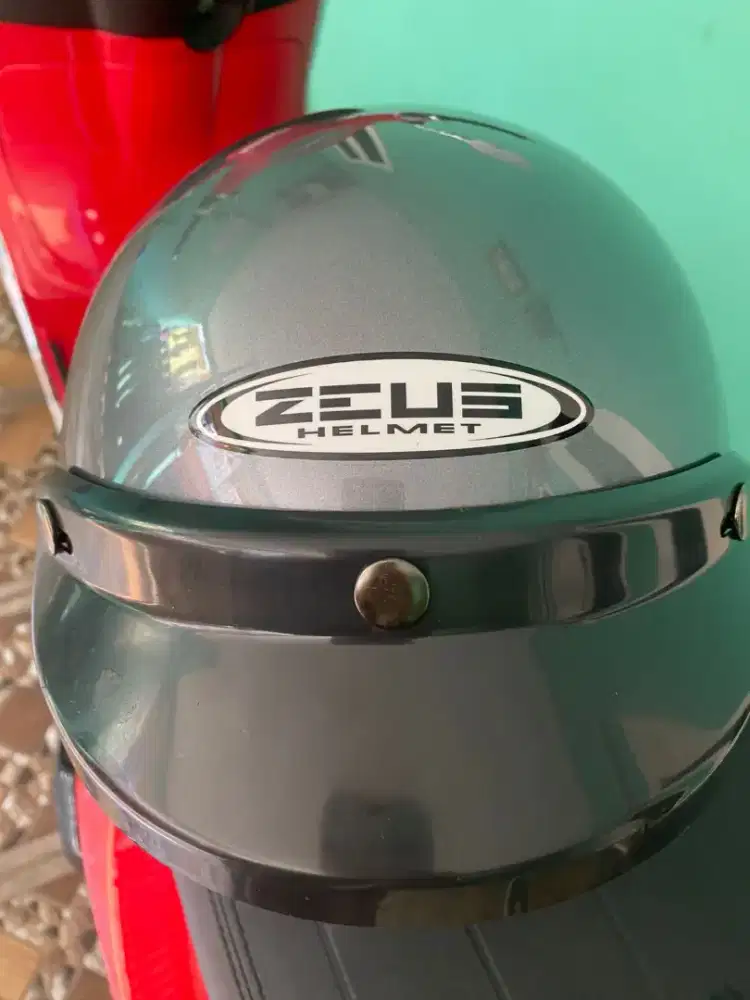 Helm ZEUS ORI dari baru belum dipakai