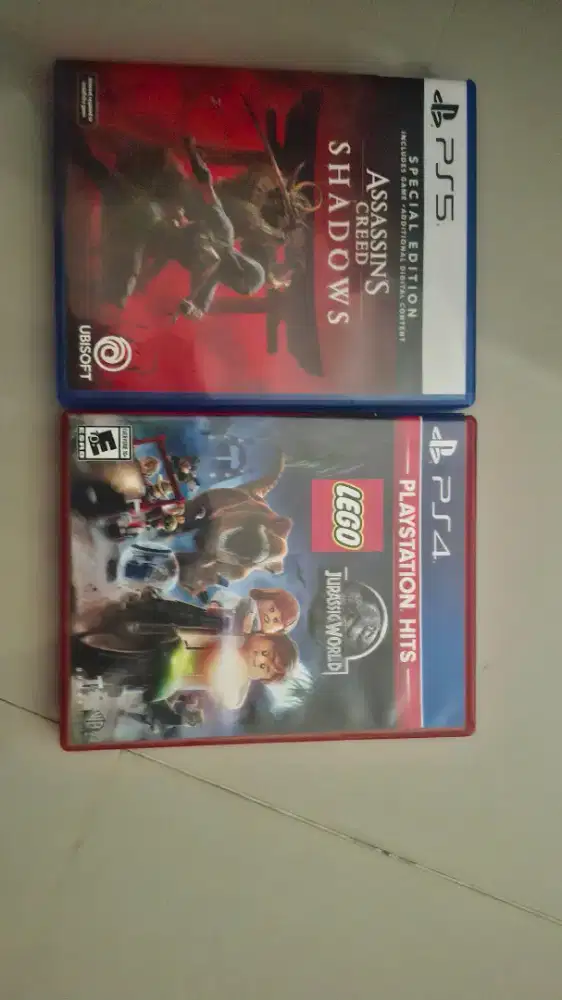 Assassin shadows dan lego jurassic world