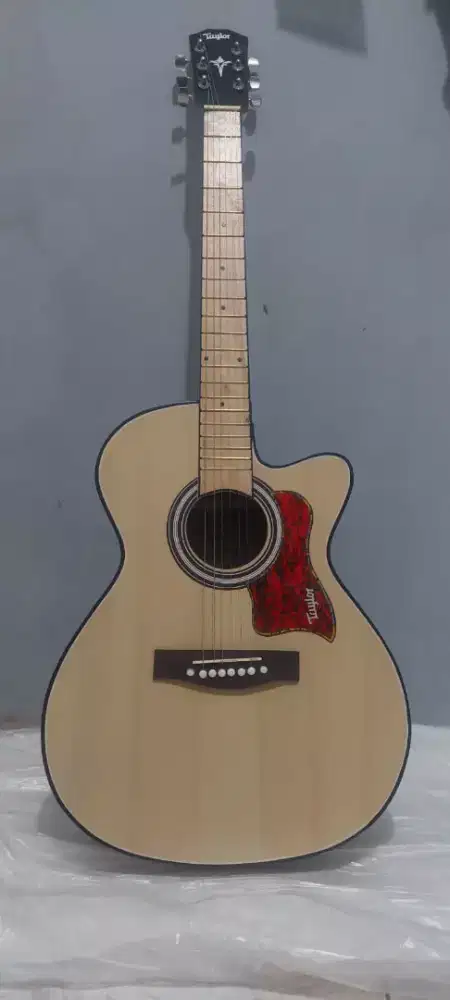 Gitar akustik tanambesi