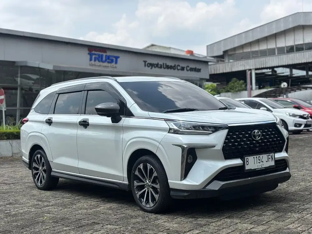 (Like New) Toyota Avanza Veloz Q TSS 2022 Termurah (Good Condition)