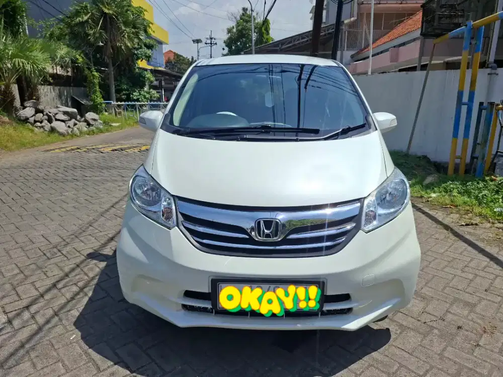 Honda Freed 1.5 PSD 2012