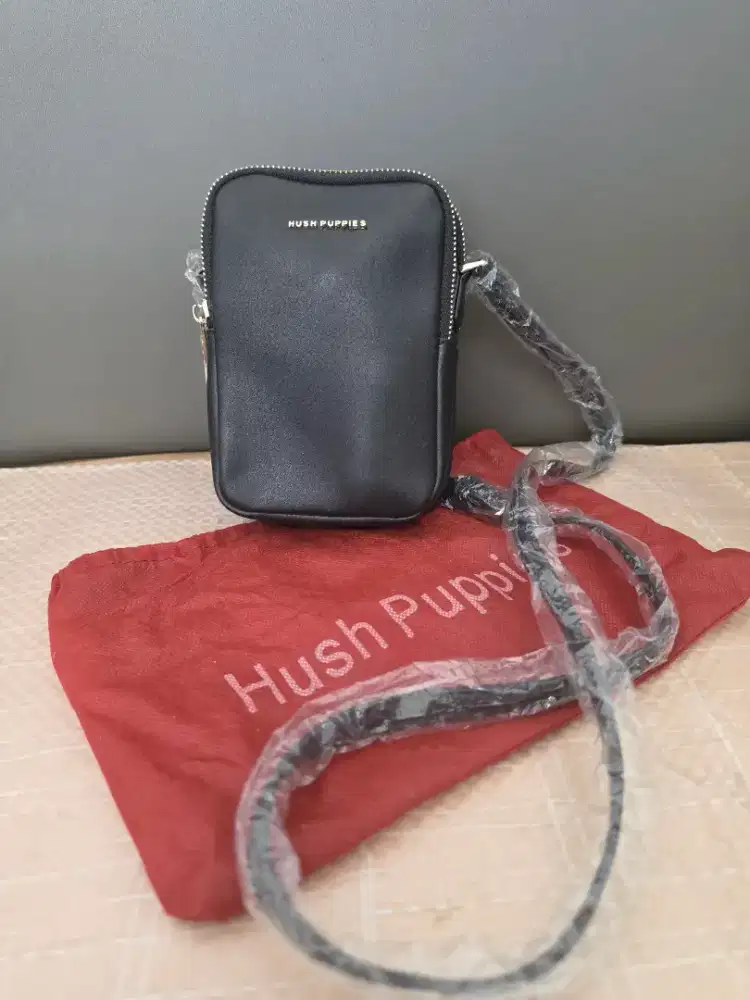 HUSH PUPPIES TAS SLING BAG LEATHER HITAM