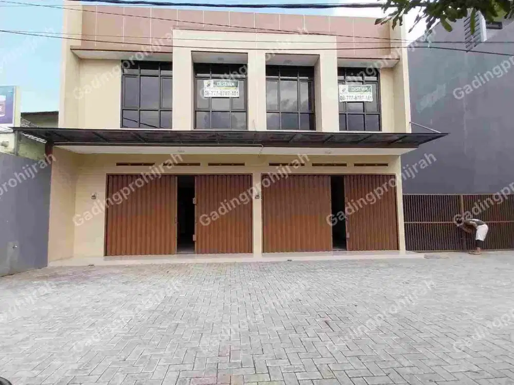 Disewakan Ruko bagus Strategis Mainroad Cisaranten Kulon Arcamanik