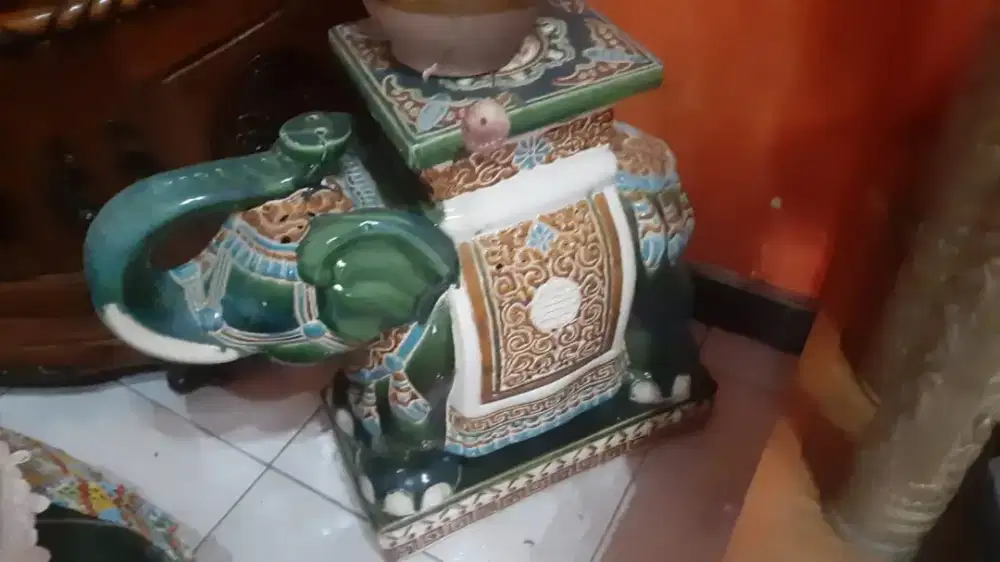 Guci Antik Asli Pedalaman