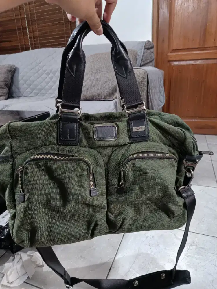 Tas Travel Messenger Bag Tumi Original Hijau Army