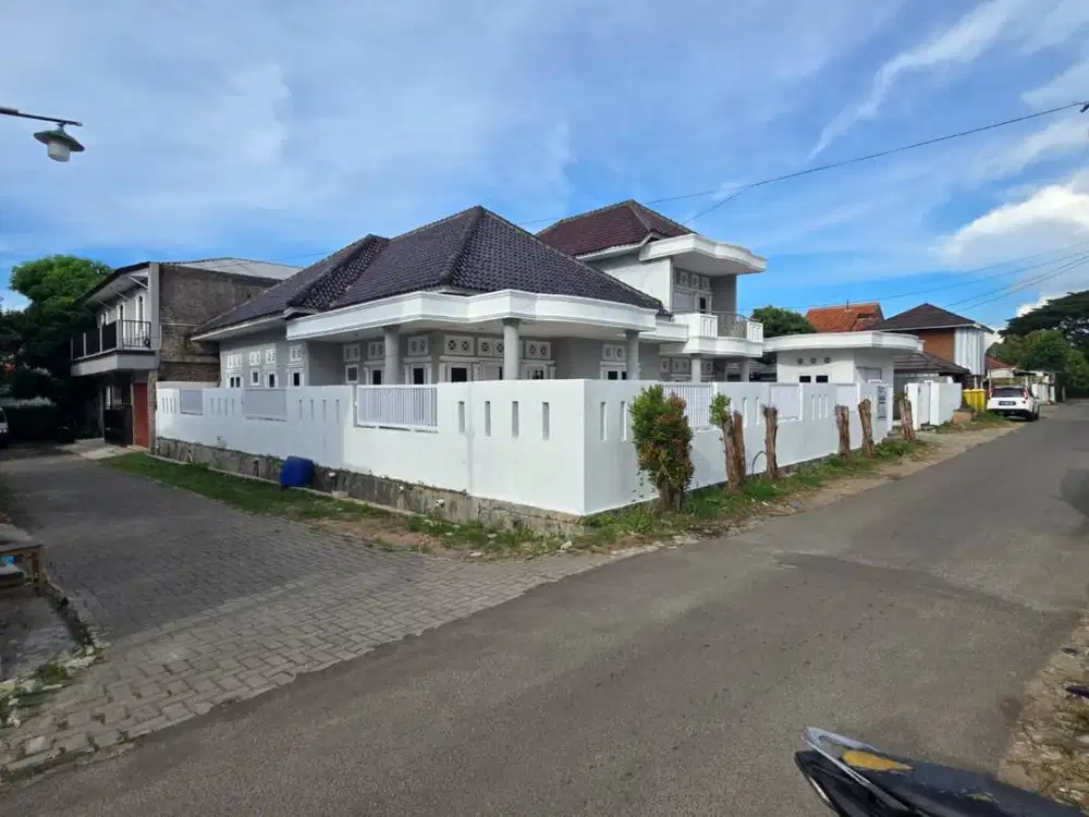Disewakan Rumah Tinggal/Bisa untuk Kantor di Pusat Kota Serang @Ciceri
