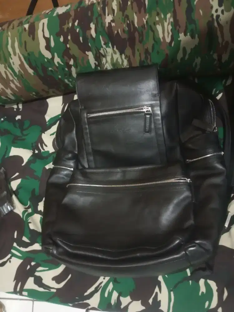 Tas ransel salvatore ferragamo
