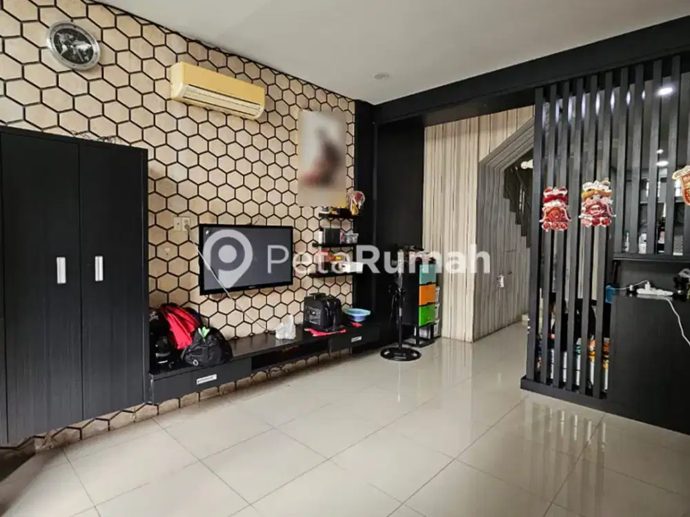 DIJUAL TOWNHOUSE KOMPLEK GOLDEN PALACE (Indra & Vincent)